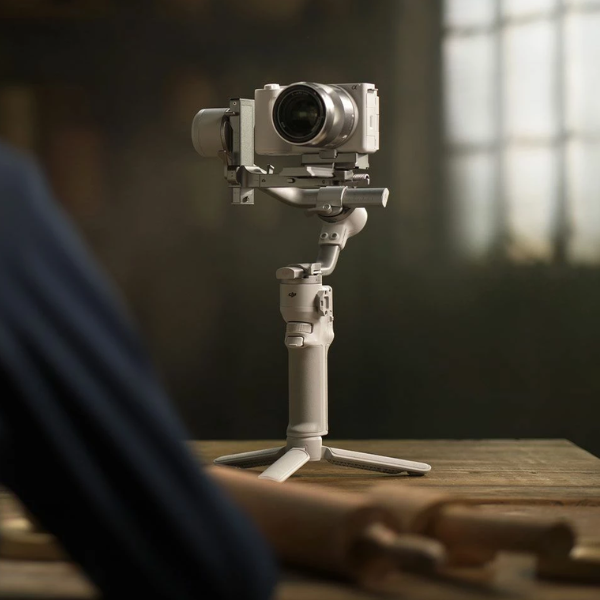 STABILISATEUR DJI RONIN RS4 MINI HTN STABILISATEUR DJI RONIN RS4 MINI En Tunisie